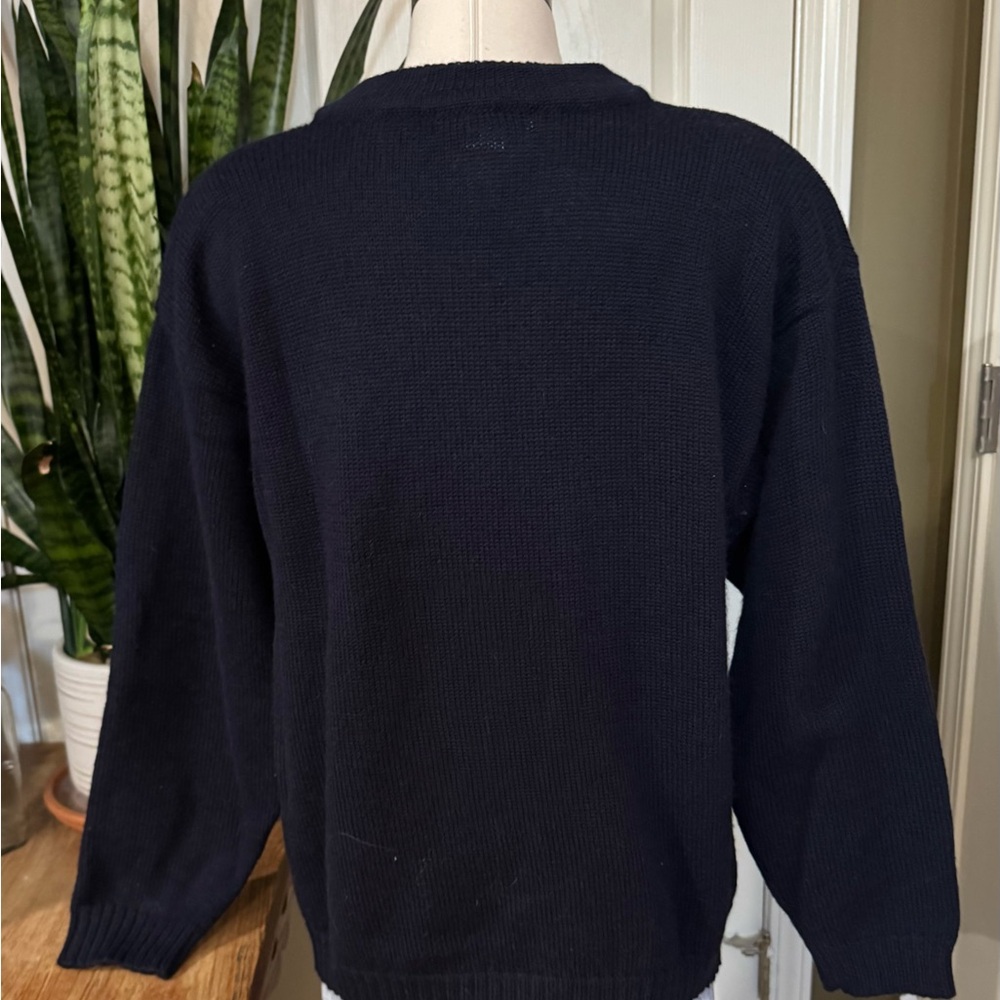 Vintage 100% Wool Crest Intarsia Navy Sweater Dark Academia Preppy L - Picture 3 of 8